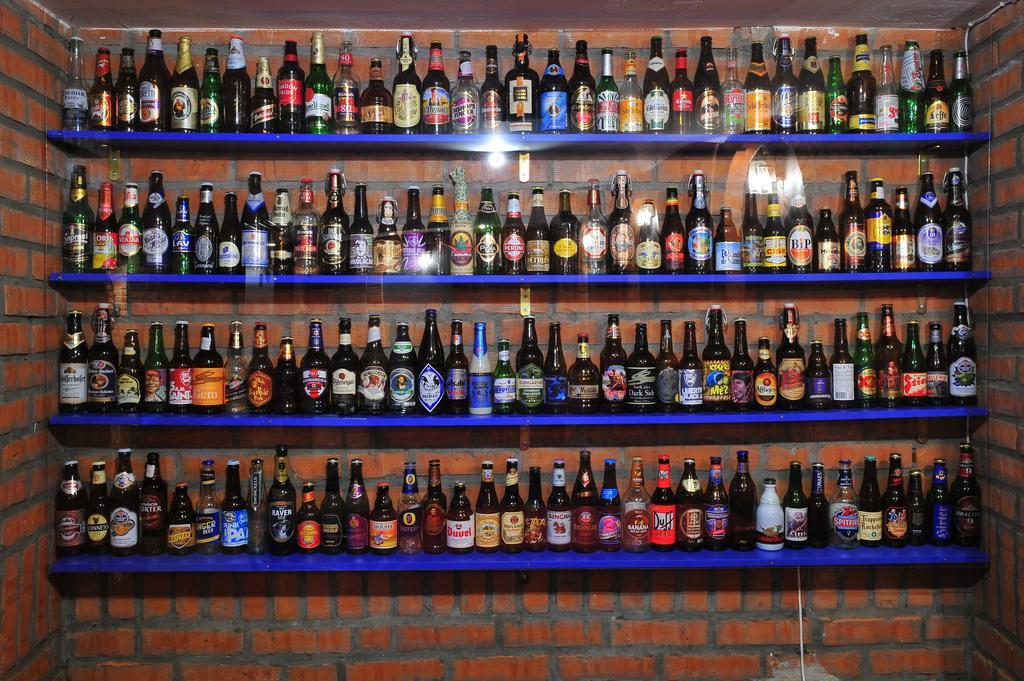 Hostel Bed N Beer Belgrado Exterior foto